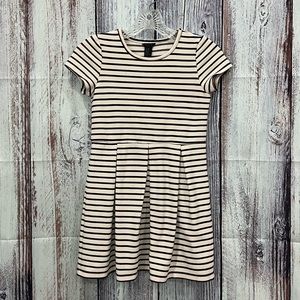 Forever 21 Young Girls Black & White Striped Short Sleeve Dress Size 9/10. #5141